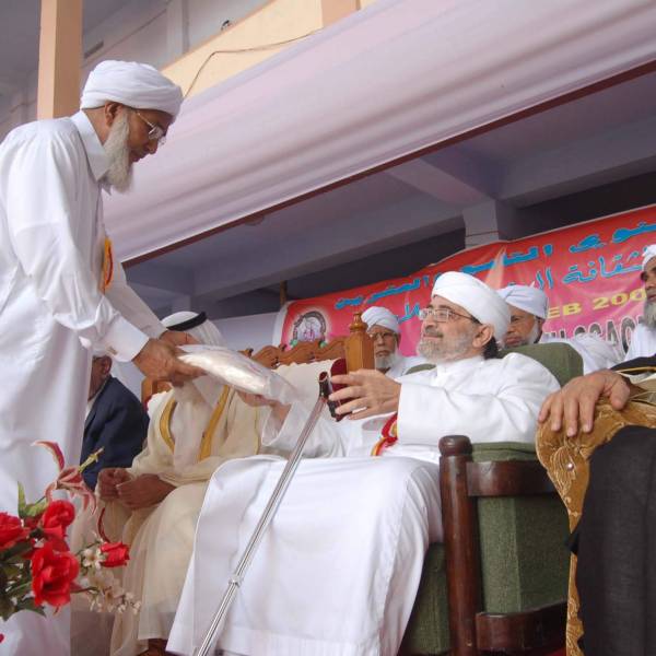 صور فضيلة الدكتور عمر عبدالله كامل في جامعة مركز الثقافة الإسلامية بكيرلا الهند