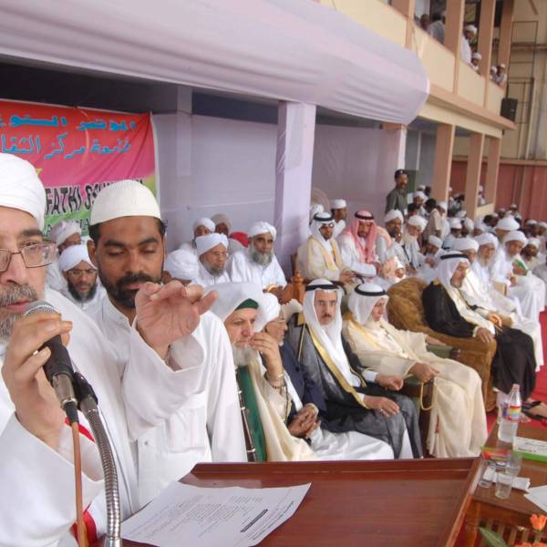 صور فضيلة الدكتور عمر عبدالله كامل في جامعة مركز الثقافة الإسلامية بكيرلا الهند